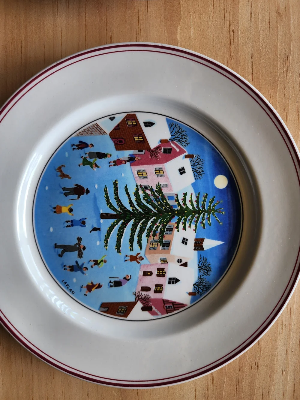 Villeroy & Boch White Dinner & Salad Plate with Blue Scenic Village